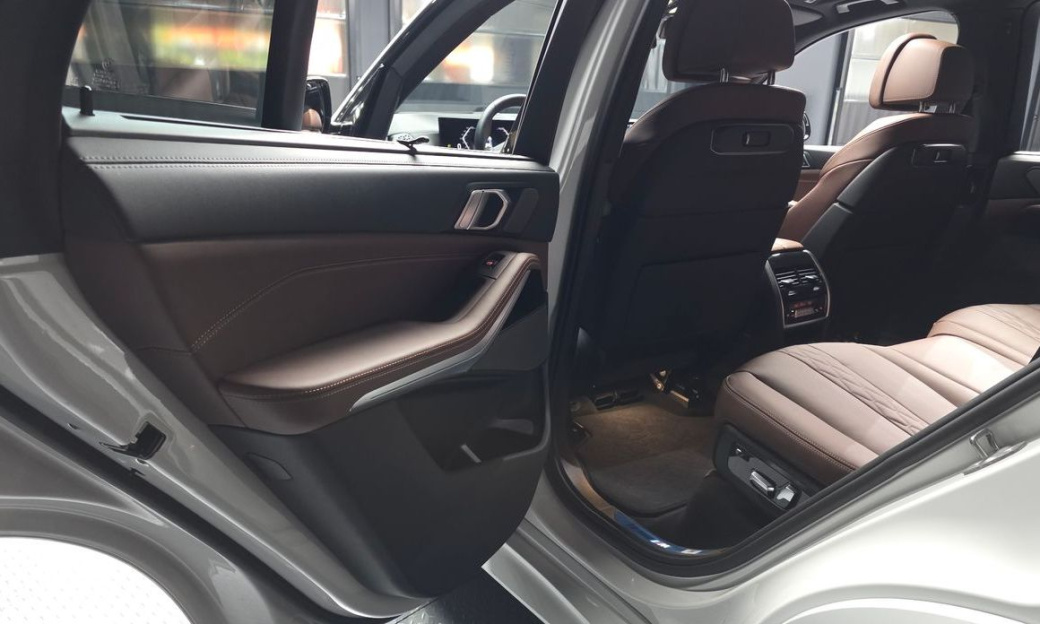 BMW X5 xDrive 40i M Sport, 2025