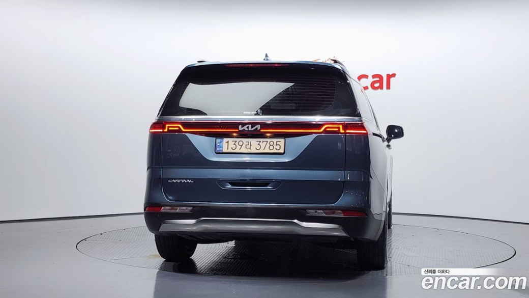 Kia Carnival 7-Seater Signature, 2023