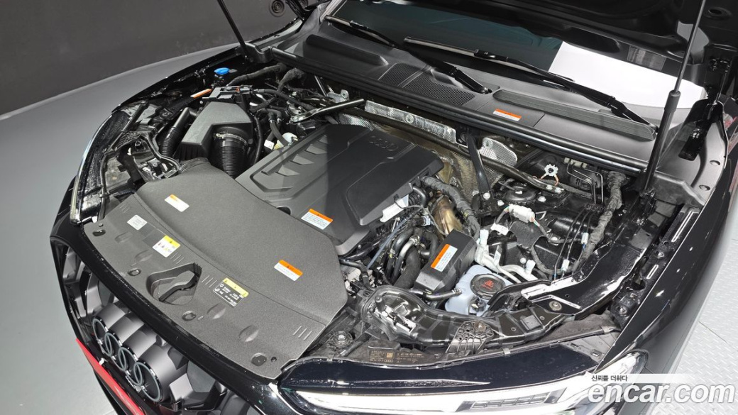 Audi Q5 45 TFSI Quattro S Line Black Ediiton, 2025