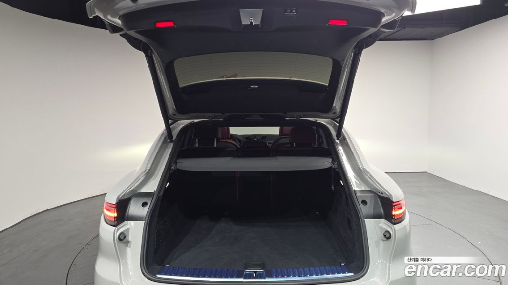 Porsche Cayenne 3.0 Coupe, 2021