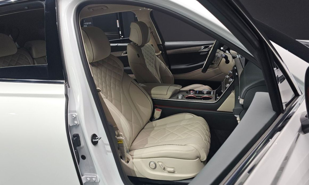 Genesis GV80 2.5T Gasoline AWD, 2025