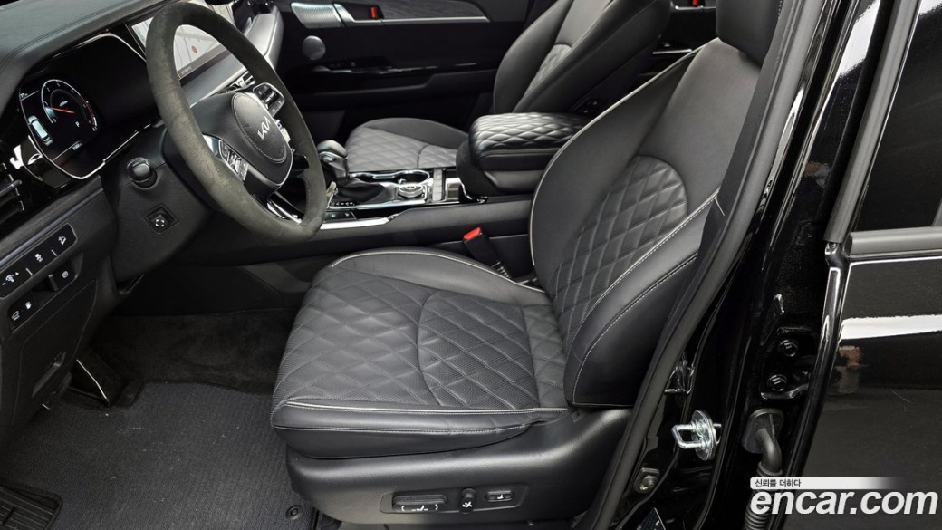 Kia Mohave Diesel 3.0 4WD 7-Seater, 2023