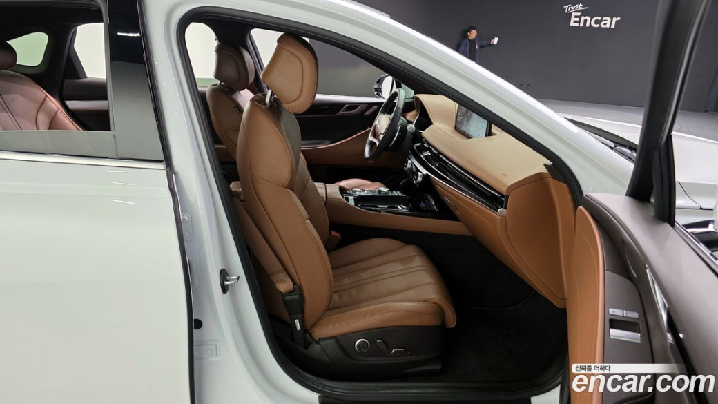 Genesis G80 Gasoline 2.5 Turbo AWD, 2024