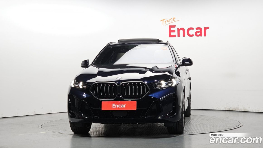 BMW X6 xDrive40i M Sport, 2025