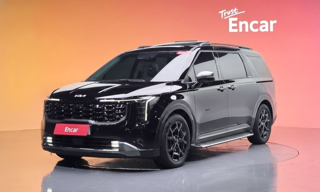 Kia Carnival 7-Seater Gravity, 2024