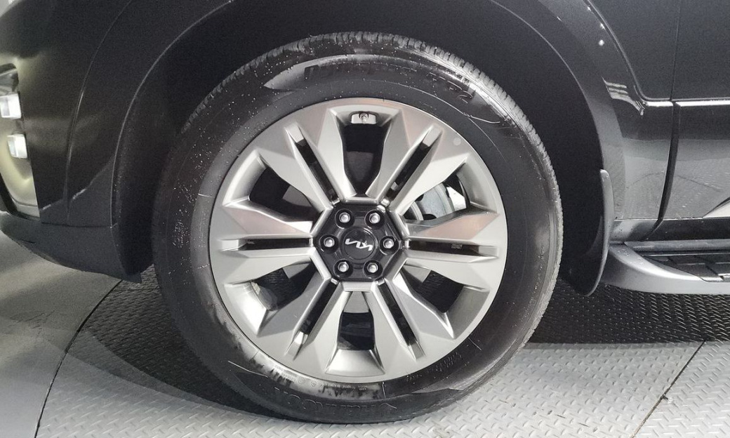 Kia Mohave Diesel 3.0 4WD 7-Seater, 2024