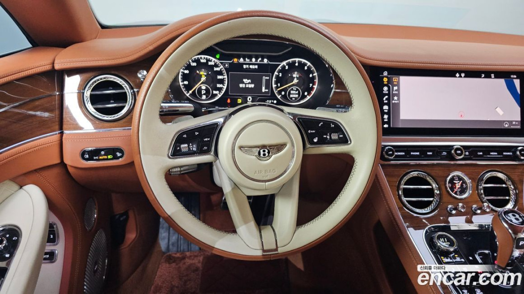 Bentley Continental 4.0 GT, 2022