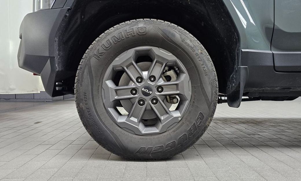 Kia Tasman 2.5T Gasoline 4WD, 2026