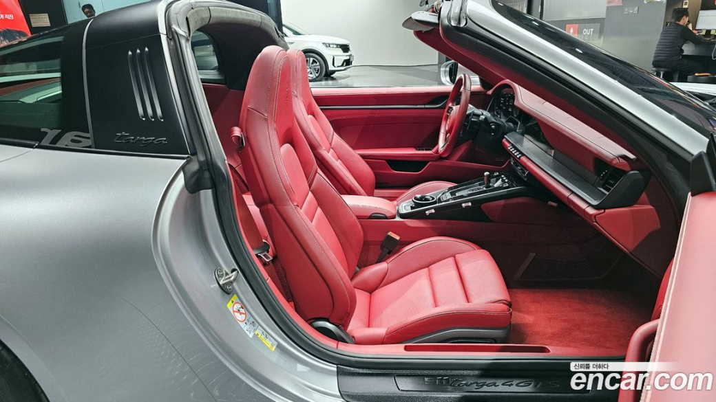 Porsche 911 Targa 4 GTS, 2024