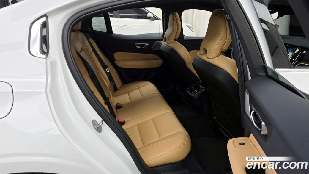 Volvo S60 B5 Ultimate Bright, 2024