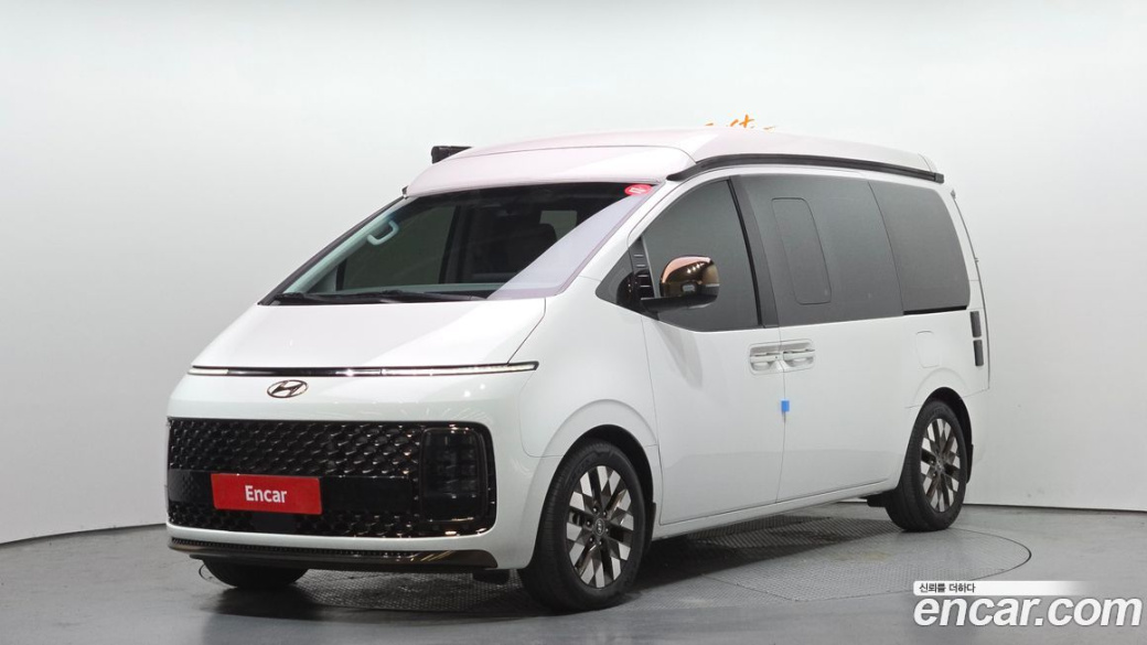 Hyundai Staria 2WD Camping Car, 2024