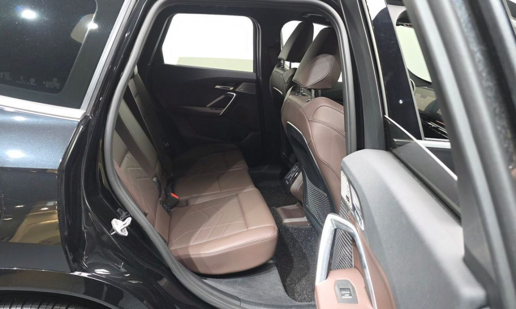 BMW X1 xDrive 20i M Sport, 2024