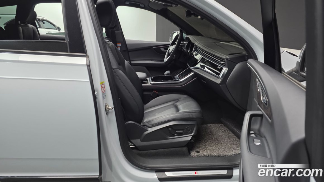 Audi Q7 45 TDI Quattro Premium, 2023