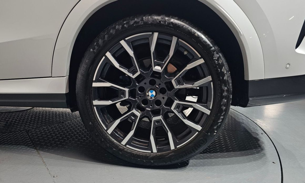 BMW X6 xDrive40i M Sport, 2024