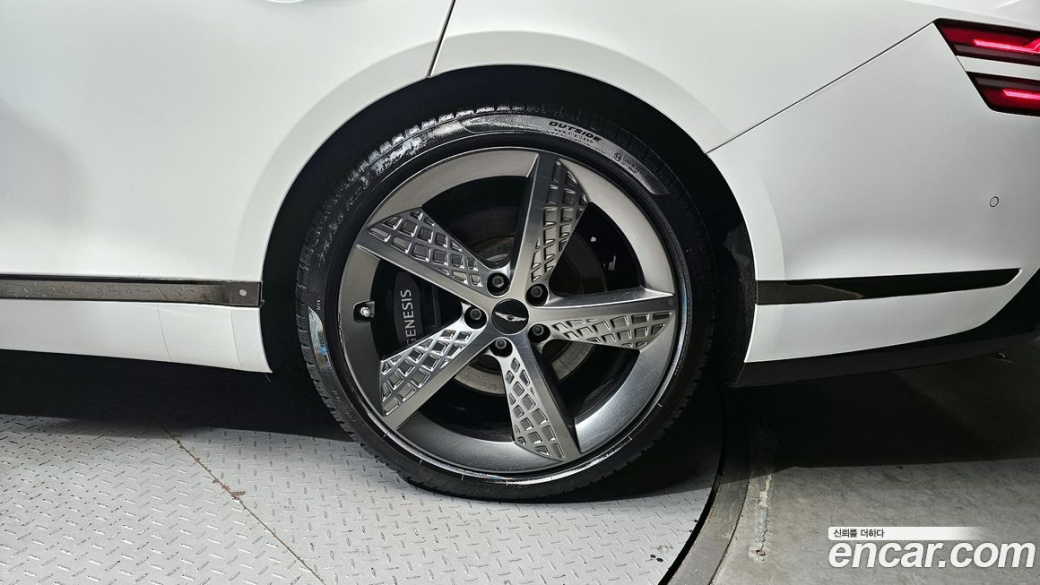 Genesis G80 Gasoline 2.5 Turbo AWD, 2025