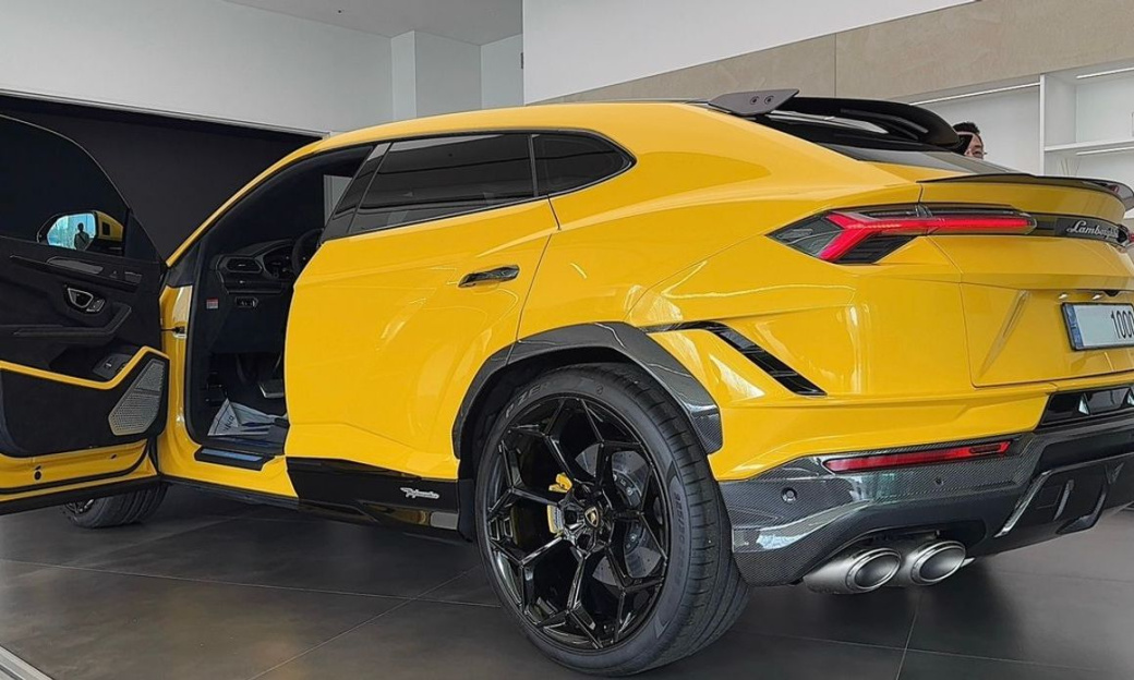Lamborghini Urus 4.0 V8 Performante, 2024