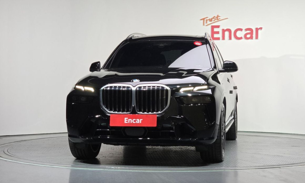 BMW X7 xDrive 40d M Sport 6STR, 2025