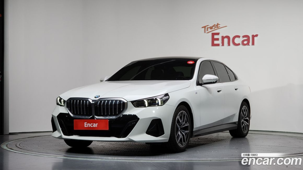 BMW 5-Series 520i M Sport, 2024