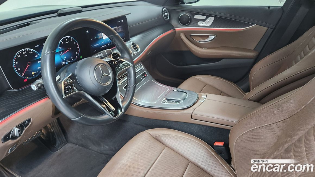 Mercedes-Benz E-Class E250 AMG Line, 2023