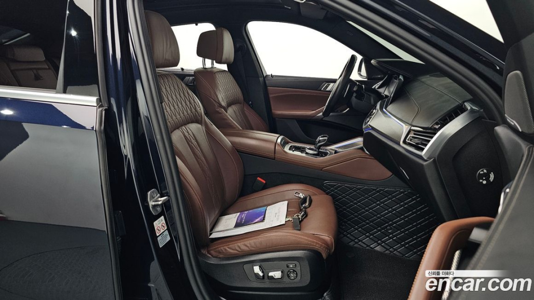 BMW X6 xDrive40i M Sport, 2023