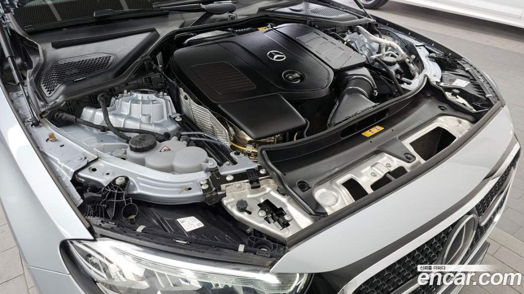 Mercedes-Benz E-Class E200 Avantgarde Limited, 2025