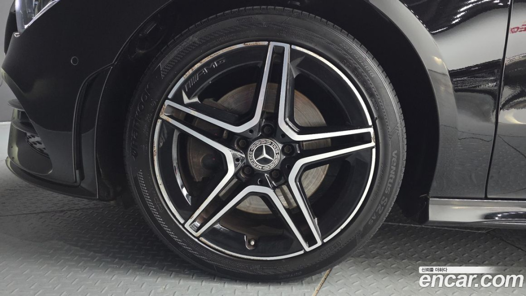 Mercedes-Benz CLA-Class CLA250 4MATIC, 2023