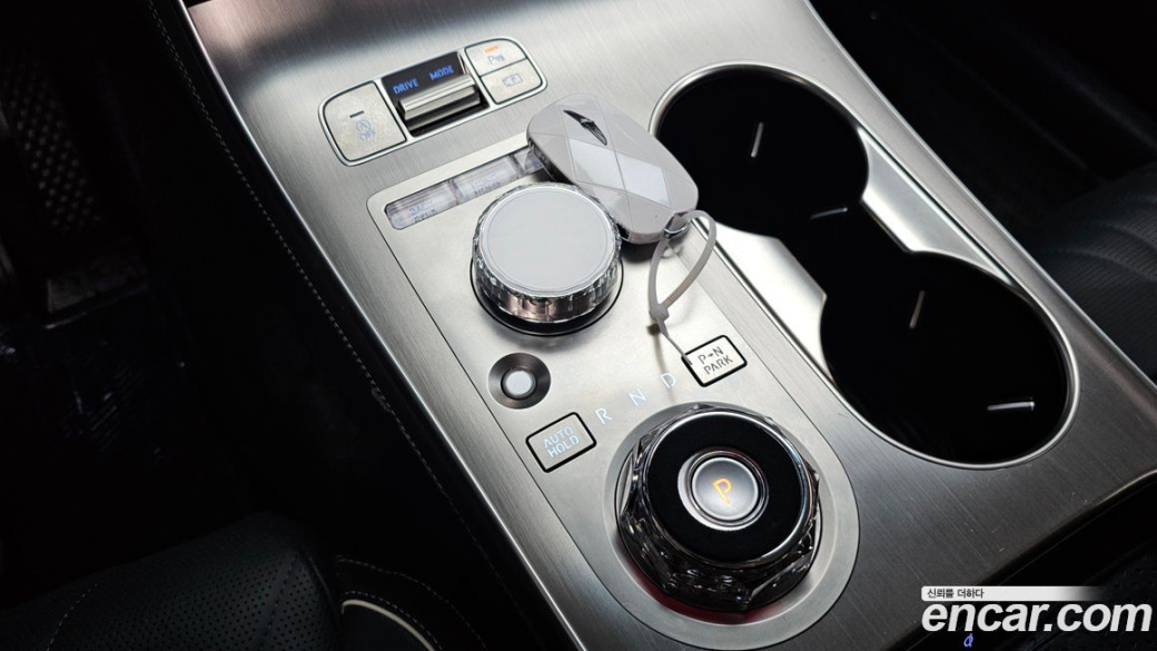 Genesis GV70 2.5T Gasoline 2WD, 2025