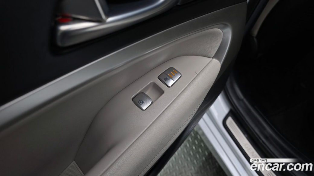 Genesis G70 Gasoline 2.0T 2WD, 2023