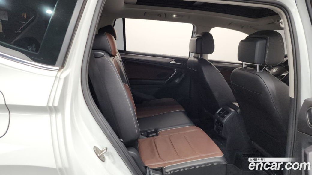 Volkswagen Tiguan 2.0 TSI Prestige, 2022