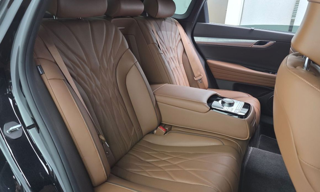 Genesis G80 Gasoline 2.5 Turbo 2WD, 2024