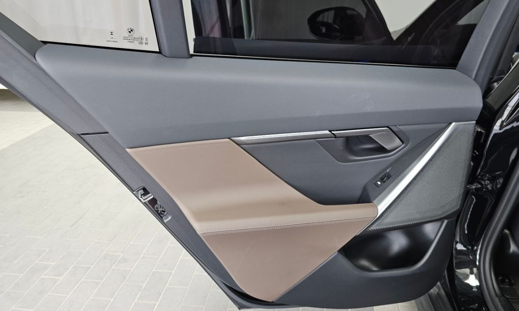 BMW 5-Series 523d, 2024
