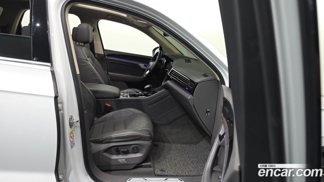 Volkswagen Touareg 3.0 TDI Prestige, 2023
