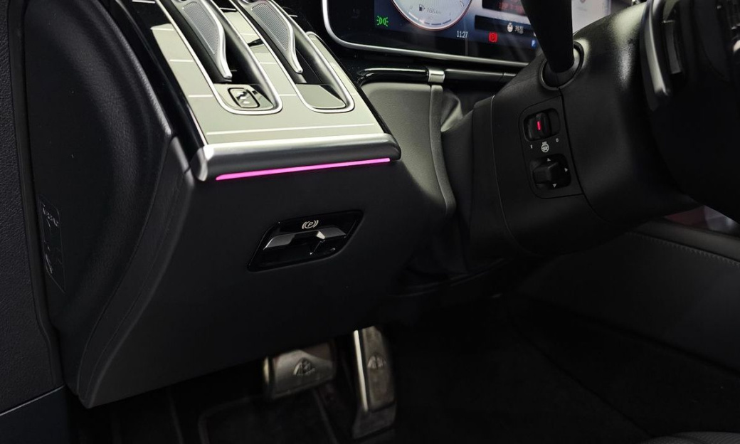 Mercedes-Benz S-Class Maybach S580 4MATIC, 2025