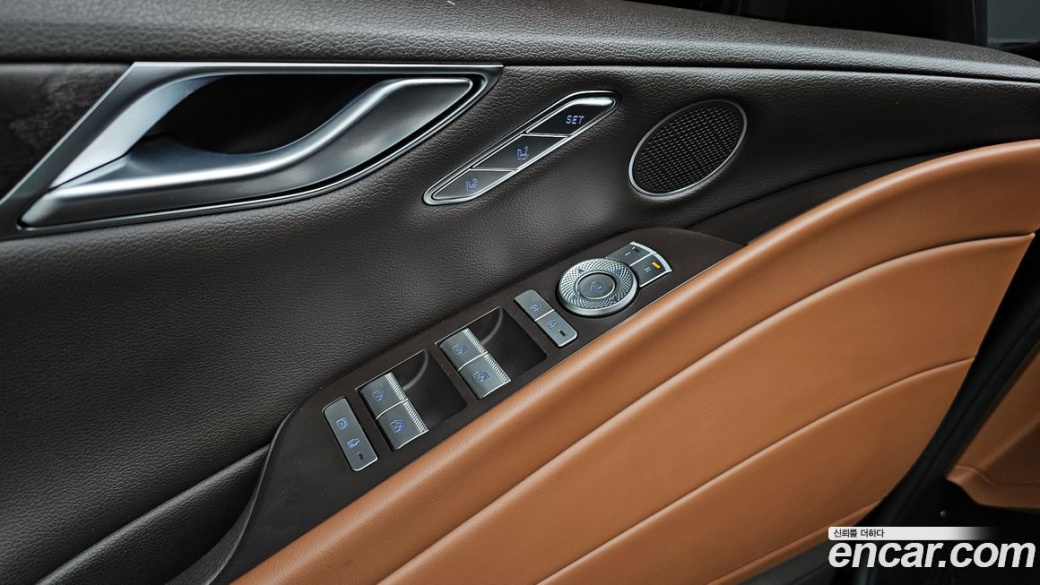 Genesis G80 Gasoline 2.5 Turbo AWD, 2024