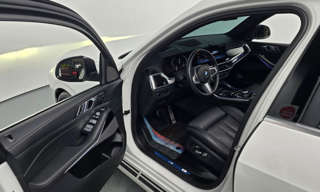 BMW X7 xDrive 40i M Sport 6STR, 2024