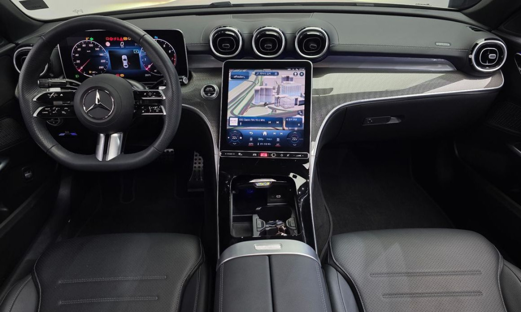 Mercedes-Benz C-Class C200 AMG Line, 2024