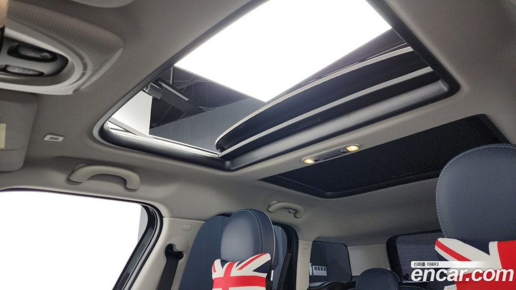 Mini Countryman ALL4 Classic Launch Pack, 2023