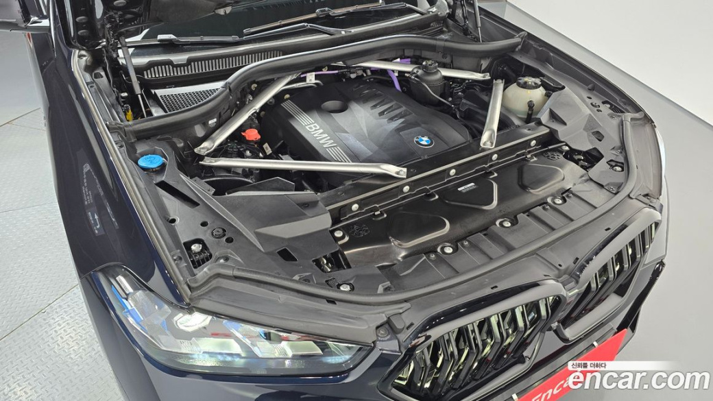 BMW X6 xDrive40i M Sport, 2024