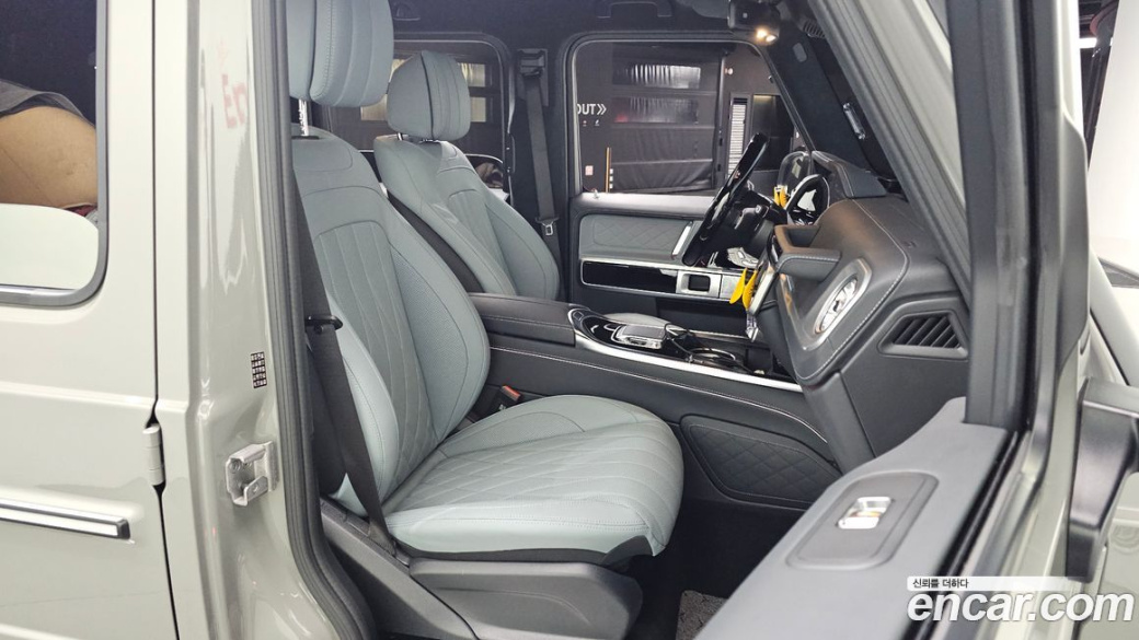 Mercedes-Benz G-Class G450d Manufaktur, 2025