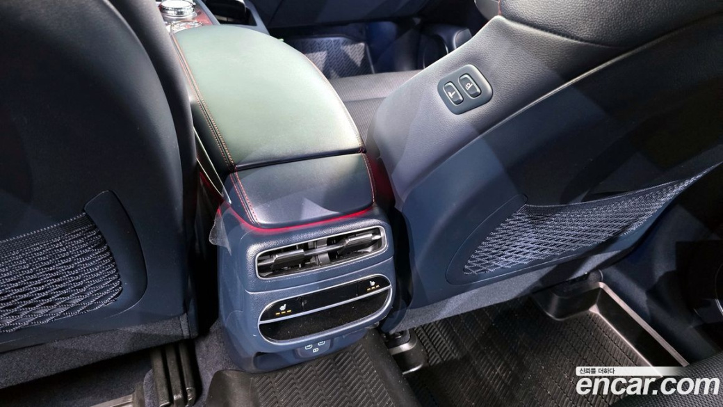 Genesis GV70 2.5T Gasoline 2WD, 2023