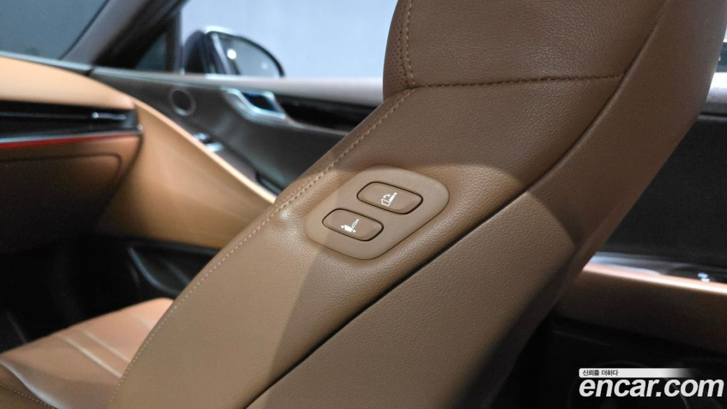 Genesis G80 Gasoline 2.5 Turbo AWD, 2023