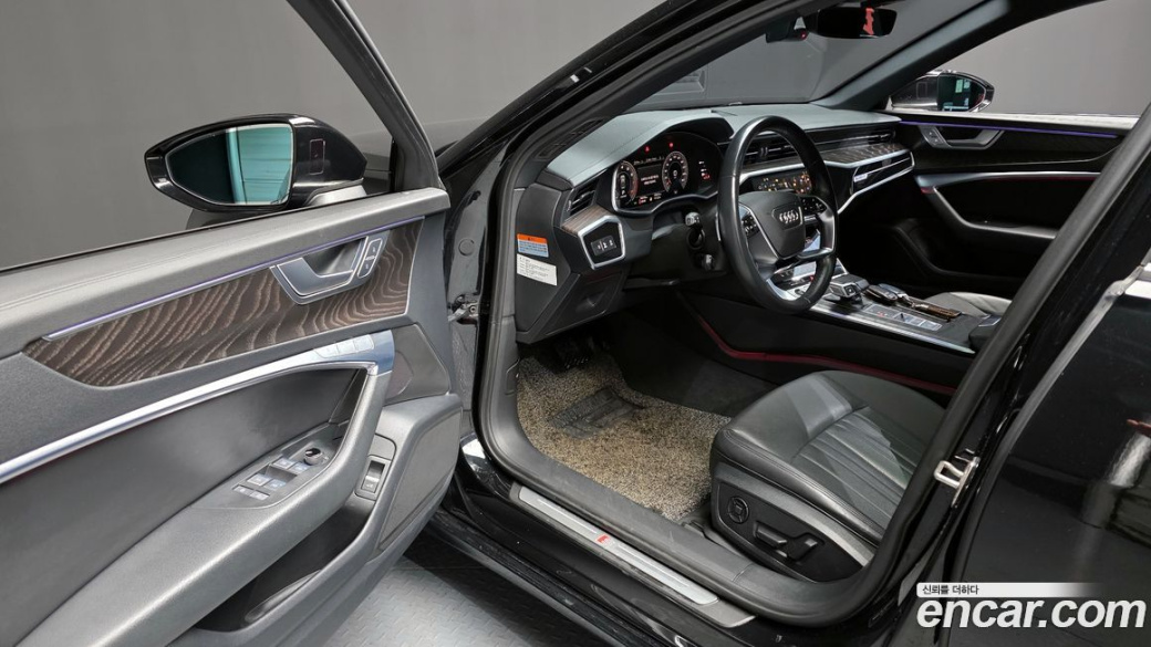 Audi A6 45 TFSI Quattro Premium, 2022