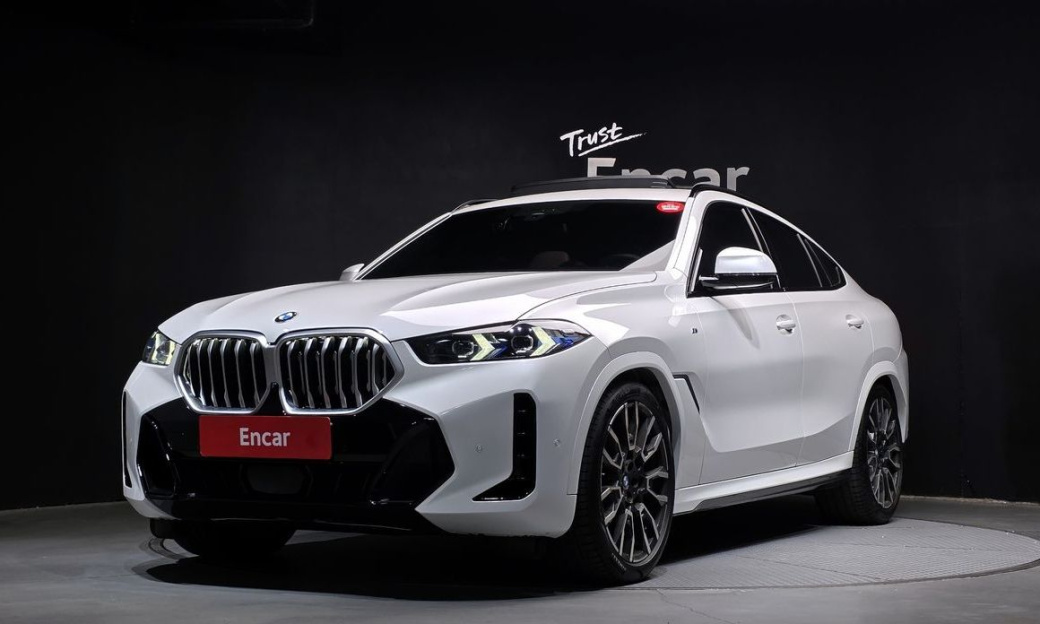 BMW X6 xDrive40i M Sport, 2025