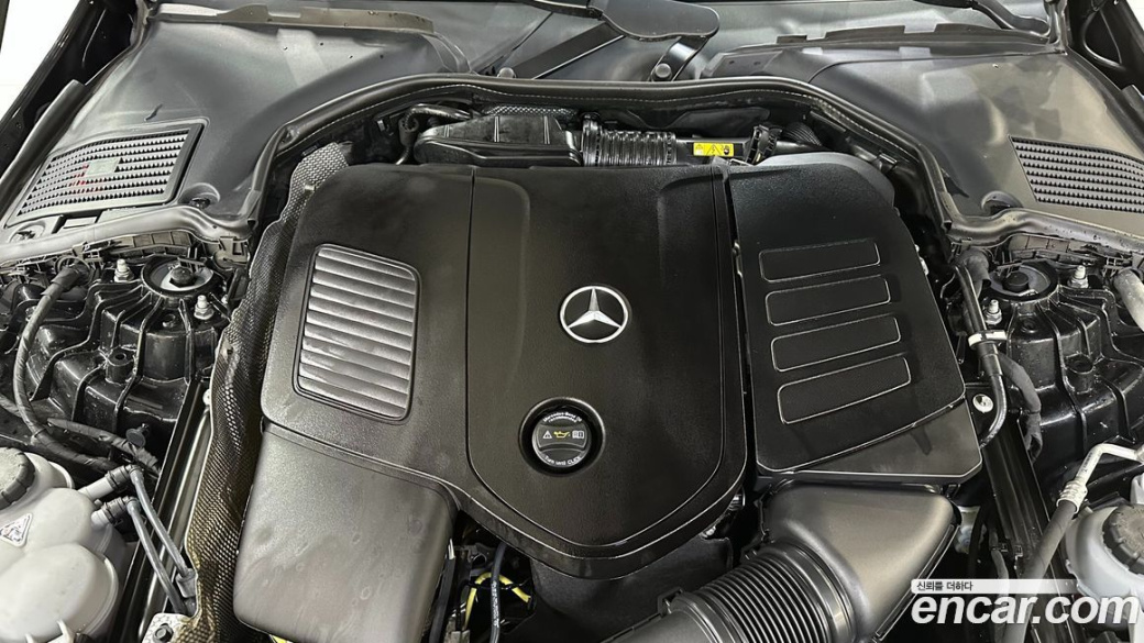 Mercedes-Benz C-Class C200 Avantgarde, 2025