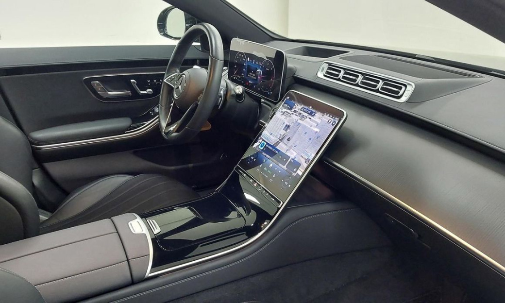 Mercedes-Benz S-Class S350 d 4MATIC, 2025