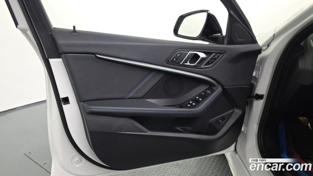 BMW 1-Series 120i M Sports, 2024