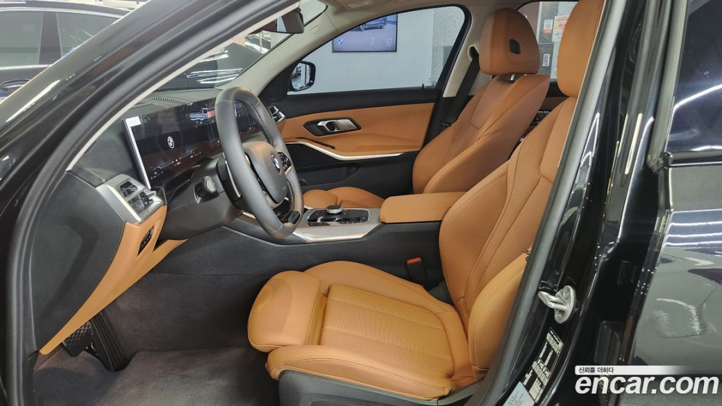 BMW 3-Series 320i, 2025