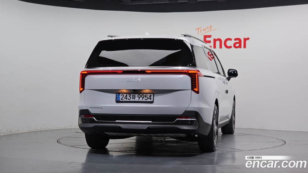 Kia Carnival 9-Seater Noblesse, 2025