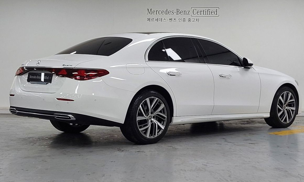 Mercedes-Benz E-Class E220d 4MATIC Exclusive, 2024
