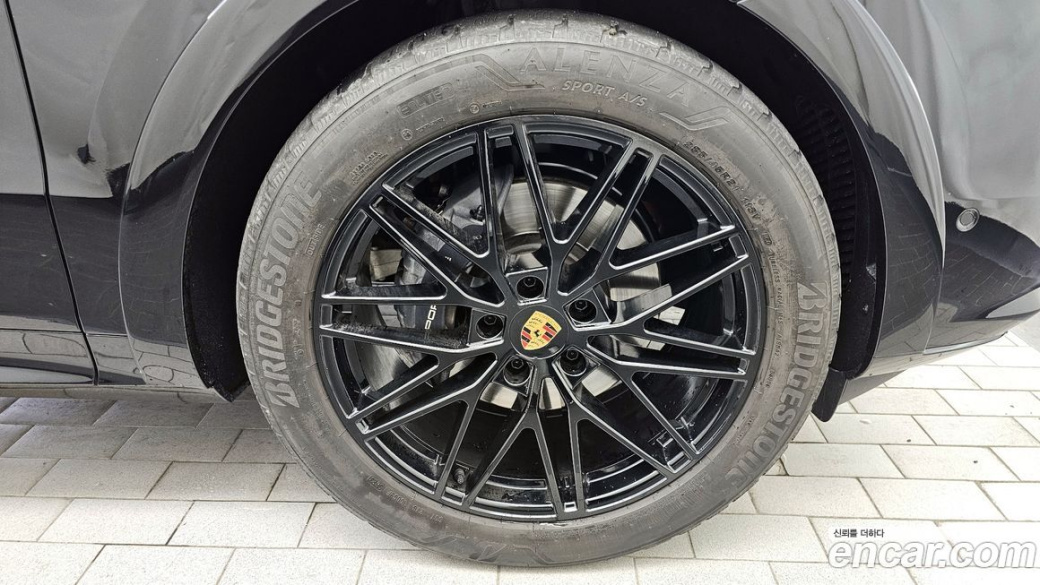 Porsche Cayenne 3.0 Coupe, 2024